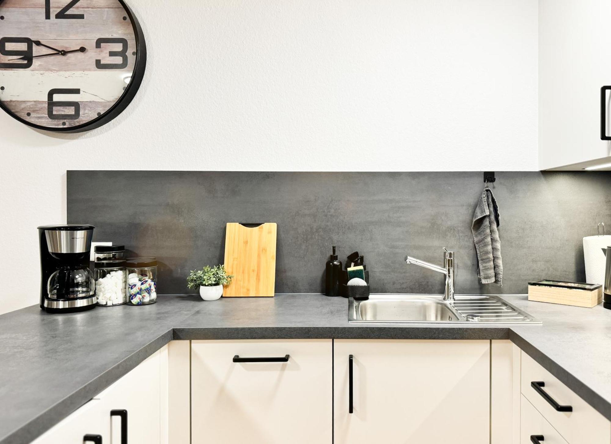 Modern Living In Karlsruhe - Frieden Apartments Экстерьер фото
