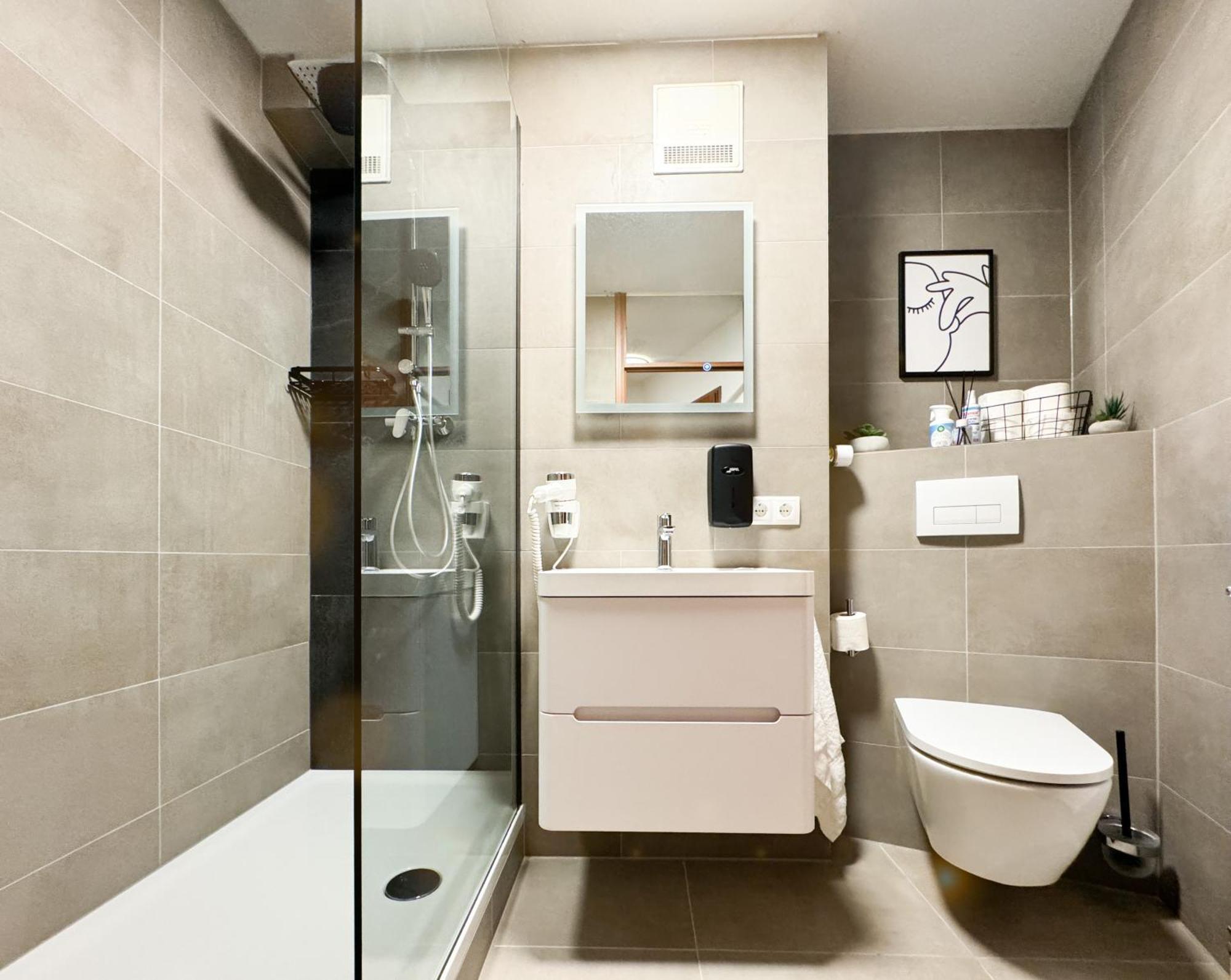 Modern Living In Karlsruhe - Frieden Apartments Экстерьер фото